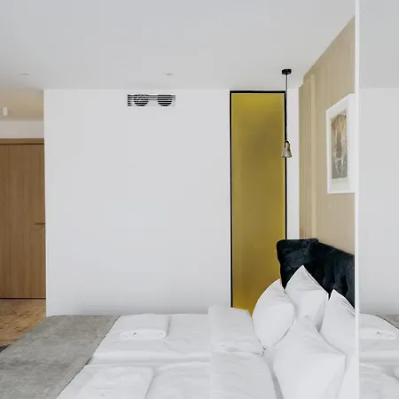 Aparthotel Boutique Macchiato 4*