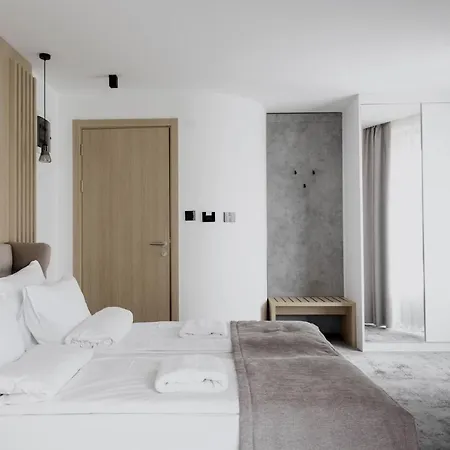 Boutique Macchiato Aparthotel 4*