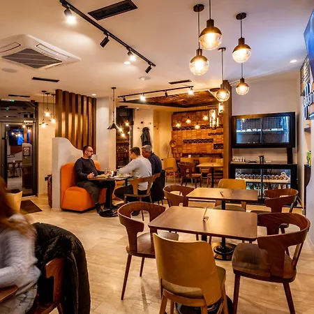 Boutique Macchiato Aparthotel 4*