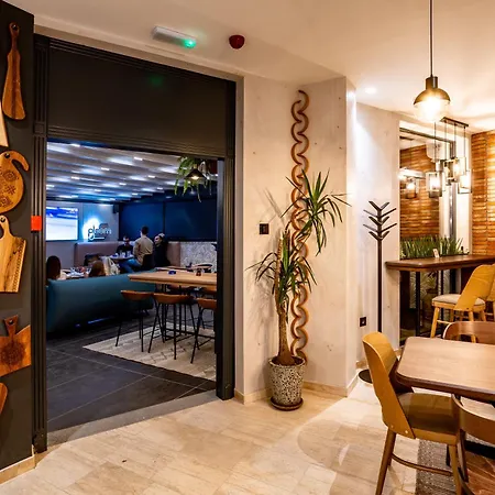 Aparthotel Boutique Macchiato 4*